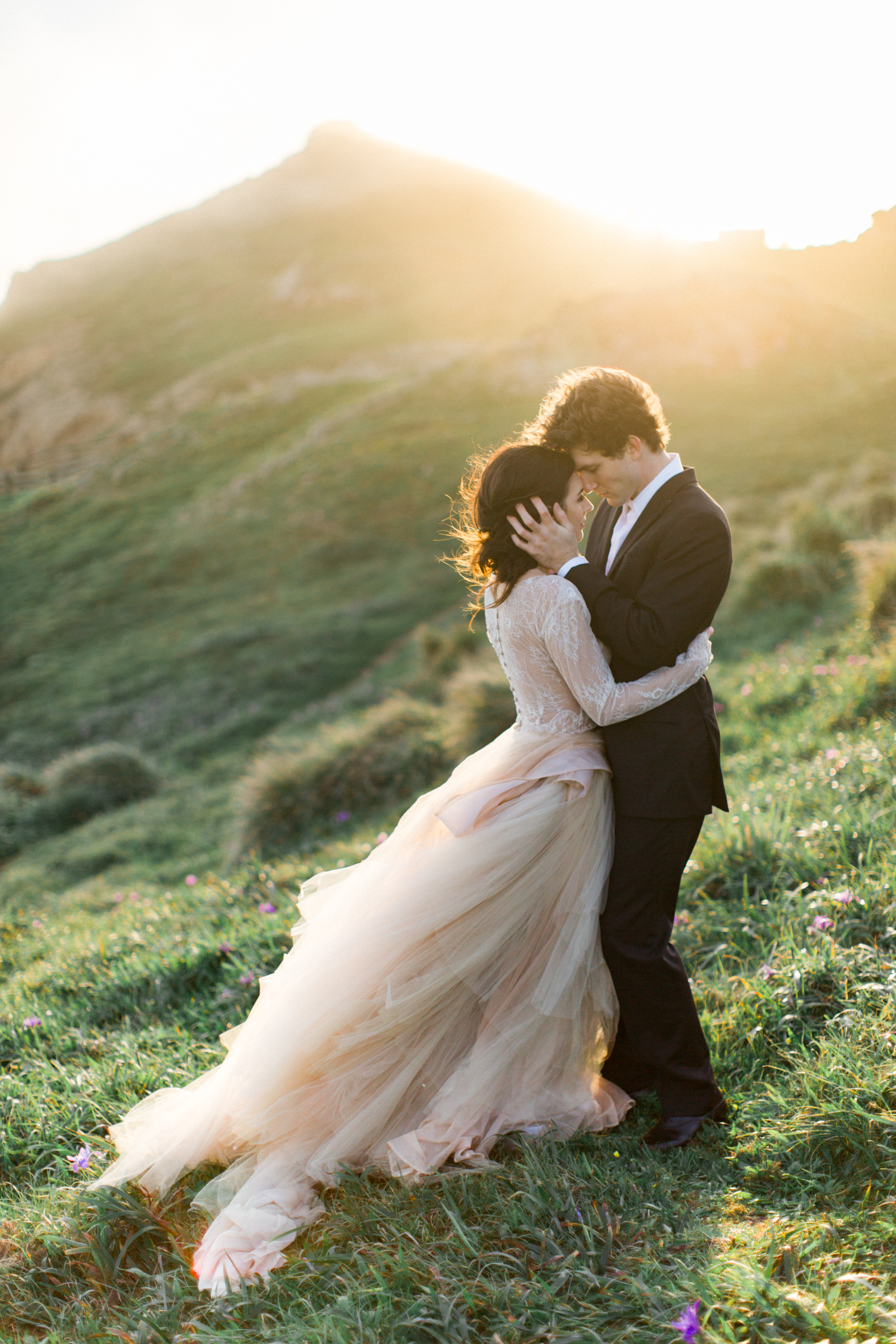 joy wed cliffside elopement - toronto wedding photographer